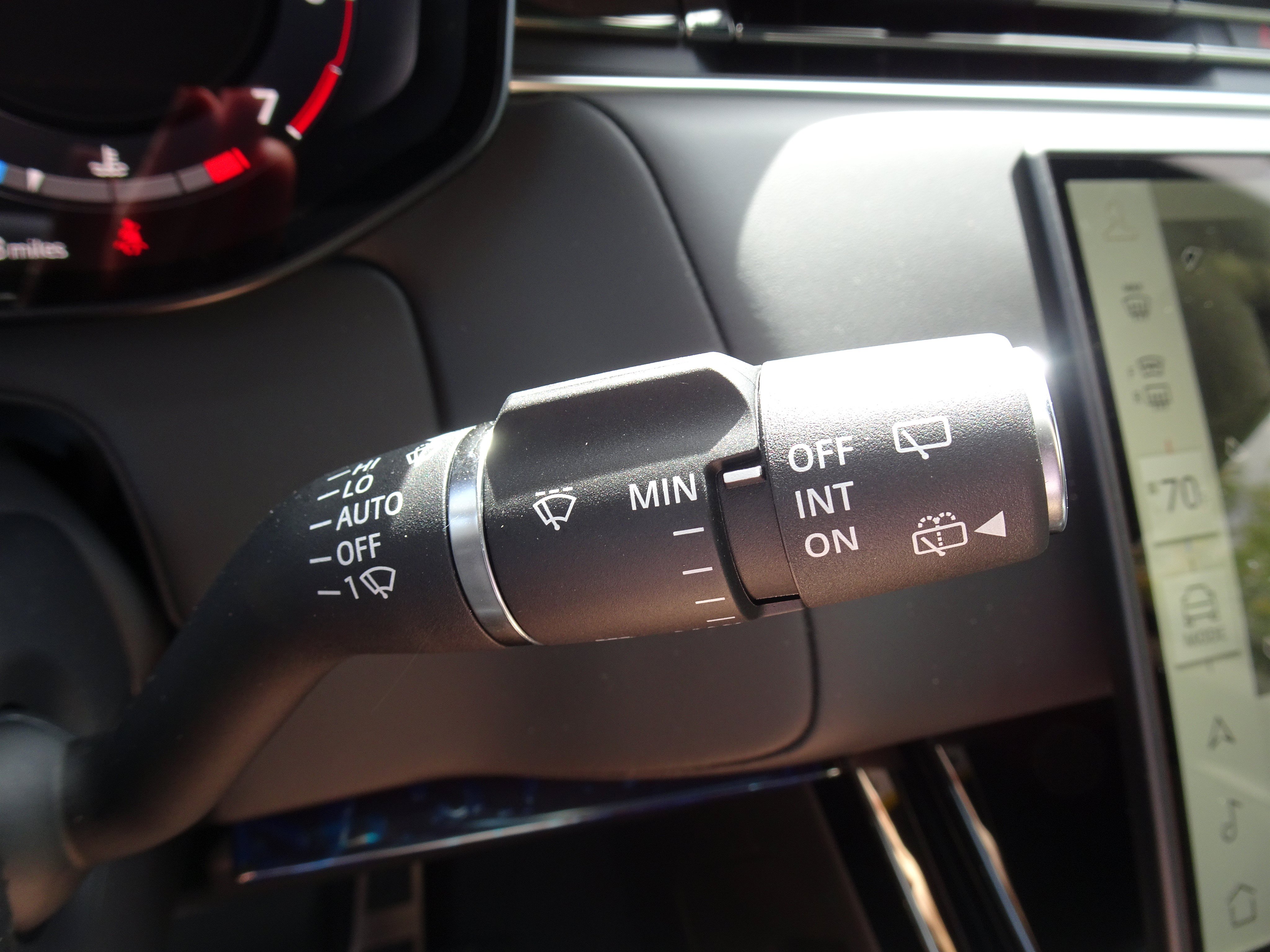New 2027 Land Rover Range Rover Sport Dynamic SE AWD/4WD image 27