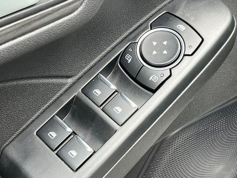 New 2024 Ford Escape SE w/ PHEV Premium Package image 16