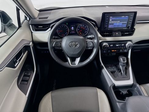 Certified 2020 Toyota RAV4 XLE Premium FWD image 23