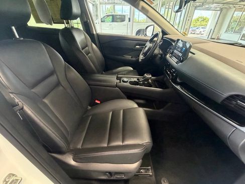 Used 2023 Nissan Rogue SL AWD/4WD image 38