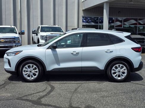 Used 2025 Ford Escape Active w/ Active Premium Tech Pack FWD image 24