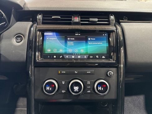 Used 2018 Land Rover Discovery SE image 77