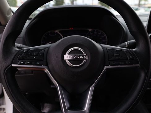 Used 2024 Nissan Sentra SV FWD image 24