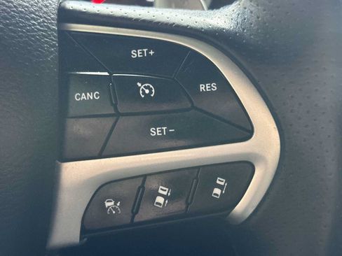 Used 2018 Dodge Charger R/T Scat Pack w/ Dynamics Package RWD image 13