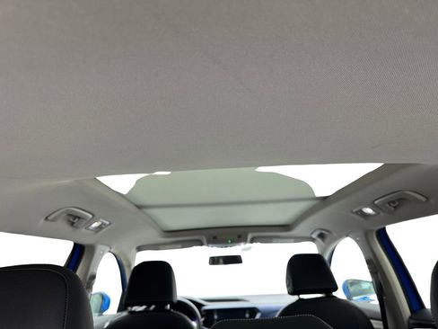 Used 2022 Volkswagen Taos SE w/ Panoramic Sunroof Package AWD/4WD image 73