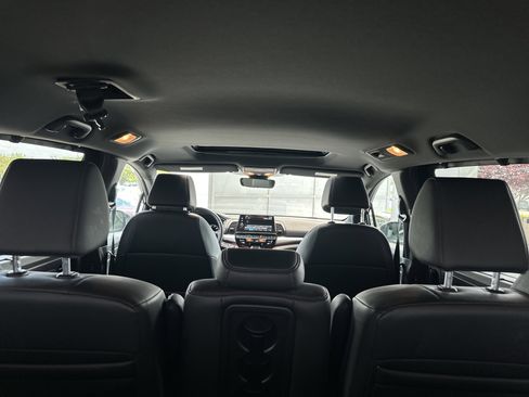 Used 2025 Honda Odyssey Sport-L image 18
