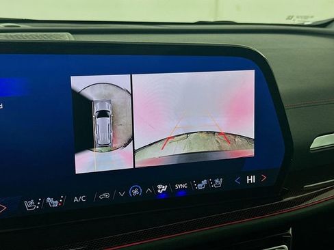 Certified 2024 Chevrolet Traverse RS w/ LPO, Floor Liner Package image 15