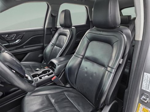 Used 2022 Lincoln Corsair FWD w/ Premium Package image 13