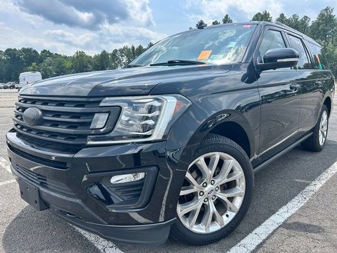 Used 2019 Ford Expedition Max Limited w/ Equipment Group 302A AWD/4WD image 2