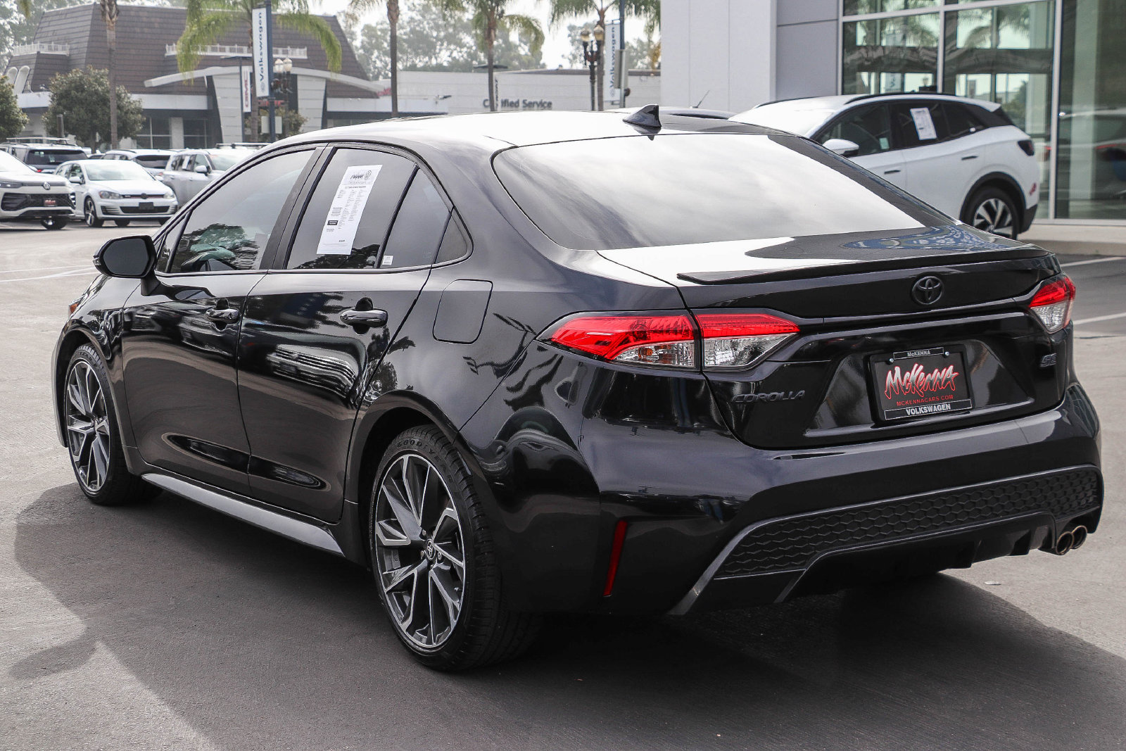 Used 2022 Toyota Corolla SE w/ Carpet Mat Package (TMS) FWD image 8