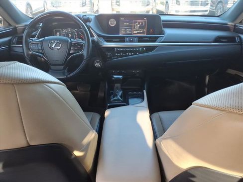 Used 2020 Lexus ES 350 w/ Premium Package image 18