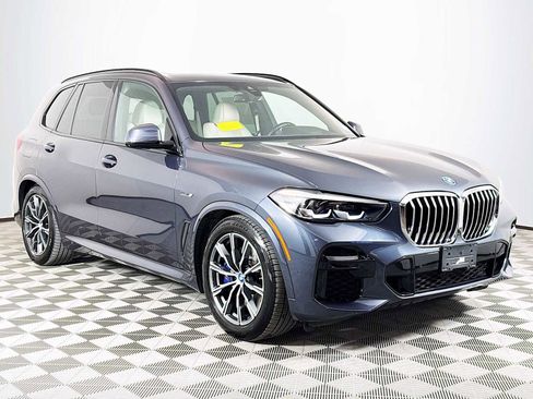 Used 2022 BMW X5 xDrive45e w/ M Sport Package image 3