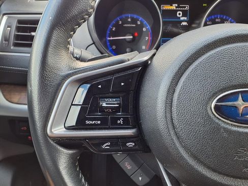 Used 2018 Subaru Outback 3.6R Limited image 10