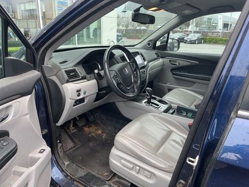Certified 2017 Honda Ridgeline RTL-T image 6