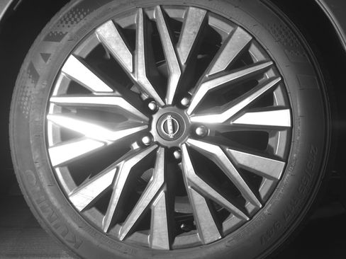 Used 2025 Nissan Altima 2.5 SV image 15