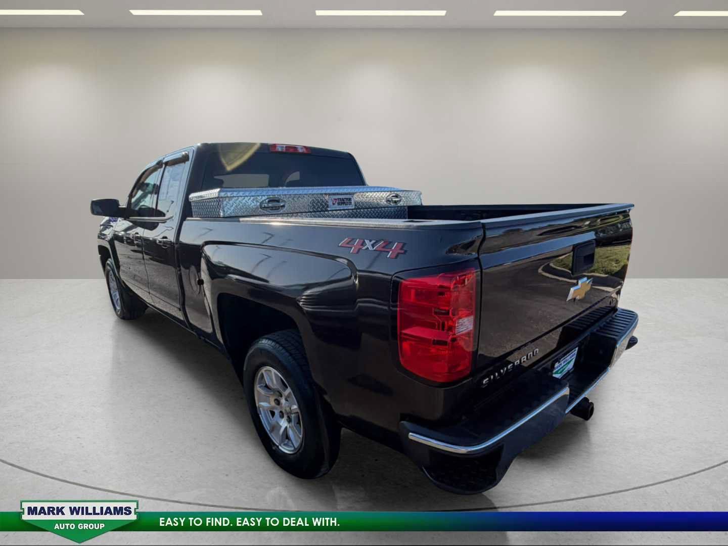 Used 2019 Chevrolet Silverado 1500 LT AWD/4WD image 8