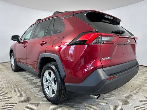 Used 2020 Toyota RAV4 XLE w/ Convenience Package AWD/4WD image 5