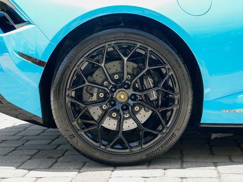 Used 2024 Lamborghini Huracan Tecnica RWD image 32