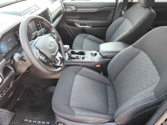 Used 2024 Ford Ranger XLT w/ FX4 Off-Road Package AWD/4WD image 9