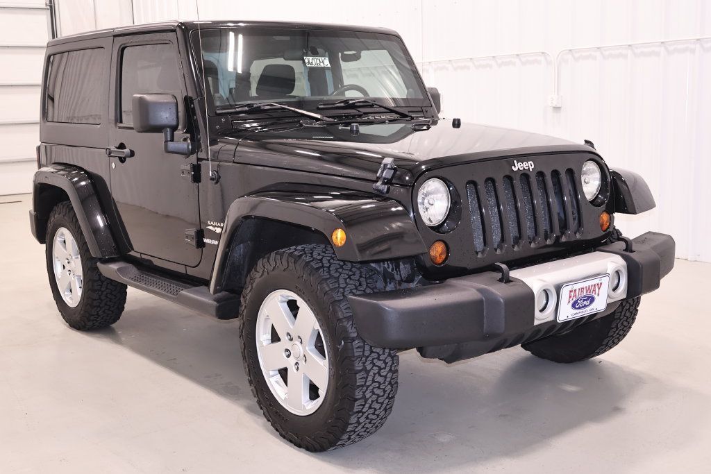Used 2012 Jeep Wrangler Sahara w/ Dual Top Group AWD/4WD image 3