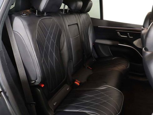 Used 2023 Mercedes-Benz EQS 580 4MATIC SUV image 37