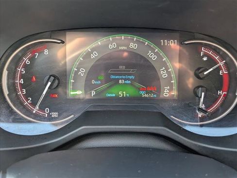 Used 2024 Toyota RAV4 XLE Premium image 11