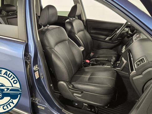 Used 2017 Subaru Forester 2.5i Touring AWD/4WD image 39