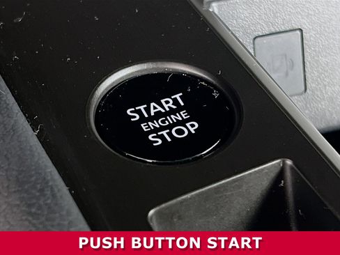 Certified 2025 Nissan Kicks SR image 12