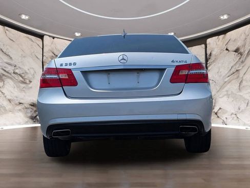 Used 2011 Mercedes-Benz E 350 4MATIC Sedan image 10
