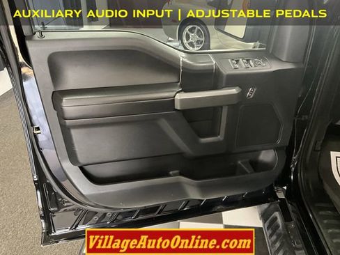 Used 2018 Ford F150 XLT w/ Equipment Group 302A Luxury image 12