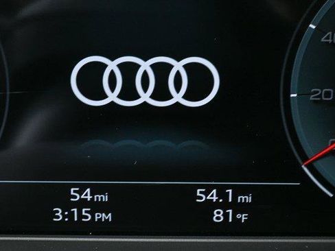 New 2025 Audi Q5 2.0T Premium Plus AWD/4WD image 9