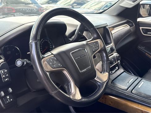Used 2017 GMC Yukon XL Denali w/ Open Road Package RWD image 16