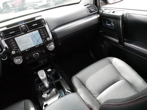 Used 2024 Toyota 4Runner TRD Off-Road Premium w/ Off Road Premium Plus Package AWD/4WD image 11