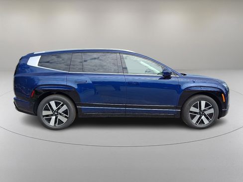 New 2026 Hyundai Ioniq 9 SEL image 8