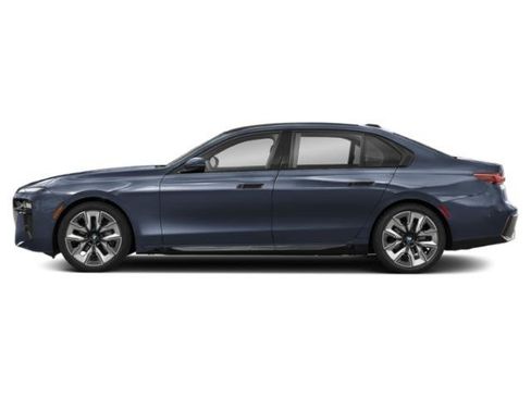Certified 2023 BMW 740i RWD image 3