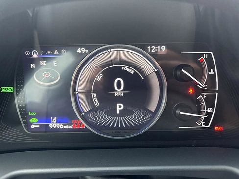 Used 2024 Lexus ES 300h w/ Premium Package image 14