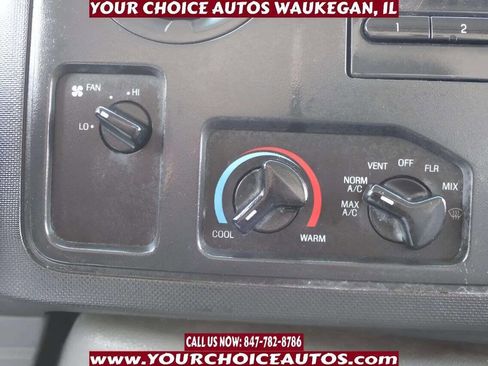 Used 2014 Ford E-350 and Econoline 350 Super Duty image 27