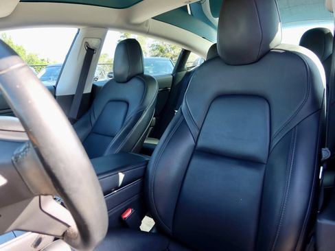 Used 2019 Tesla Model 3 Standard Range Plus RWD image 10