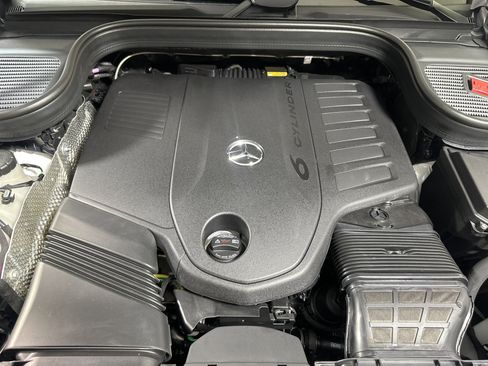 New 2026 Mercedes-Benz GLS 450 4MATIC image 27