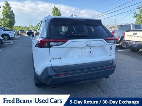 Used 2020 Toyota RAV4 LE w/ All Weather Liner Package AWD/4WD image 8
