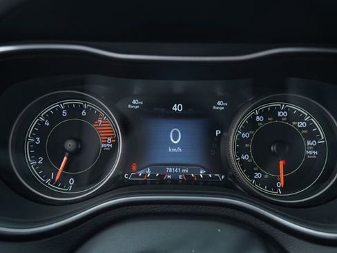 Used 2022 Jeep Cherokee Trailhawk w/ Sun, Sound & Nav Group image 31