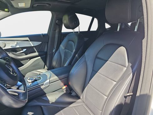 Used 2019 Mercedes-Benz GLC 300 4MATIC Coupe image 18