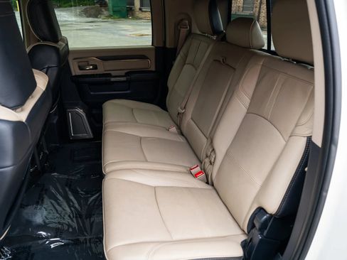 Used 2020 RAM 3500 Limited w/ Max Tow Package AWD/4WD image 33