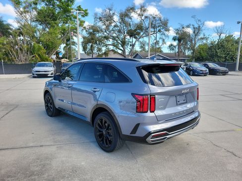 Certified 2022 Kia Sorento SX image 6