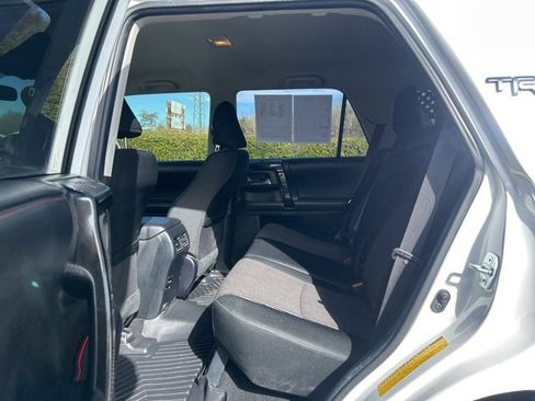 Used 2017 Toyota 4Runner TRD Off-Road image 16