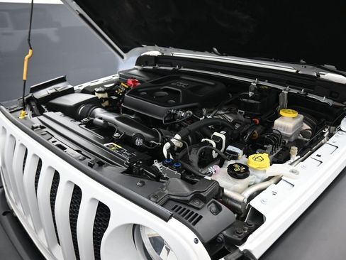 Used 2020 Jeep Wrangler Sport image 40