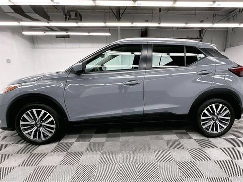 Used 2023 Nissan Kicks SV FWD image 14