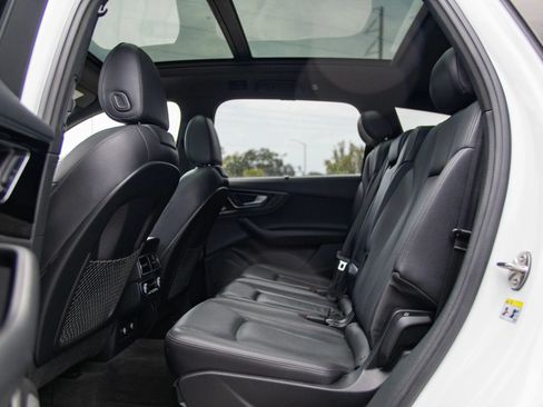 Used 2019 Audi Q7 3.0T Prestige AWD/4WD image 28