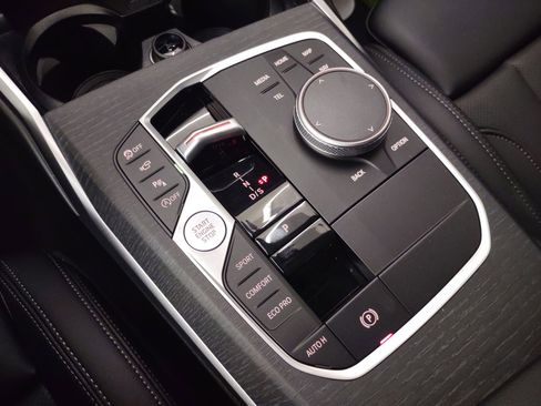 New 2026 BMW 330i Sedan w/ M Sport Package image 27