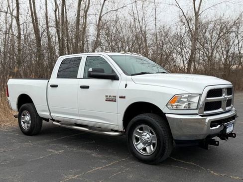Used 2018 RAM 3500 Tradesman w/ Chrome Appearance Group image 6